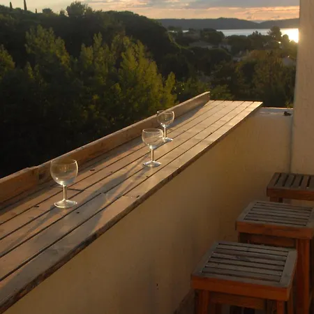 Апартаменты Vue Et Chant Des Oiseaux Кавалер-сюр-Мер